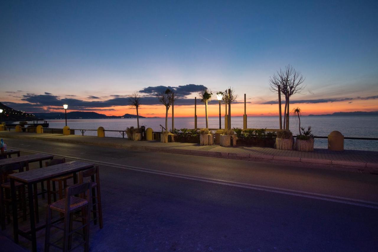 Sea Side Rooms Rhodes City Ngoại thất bức ảnh